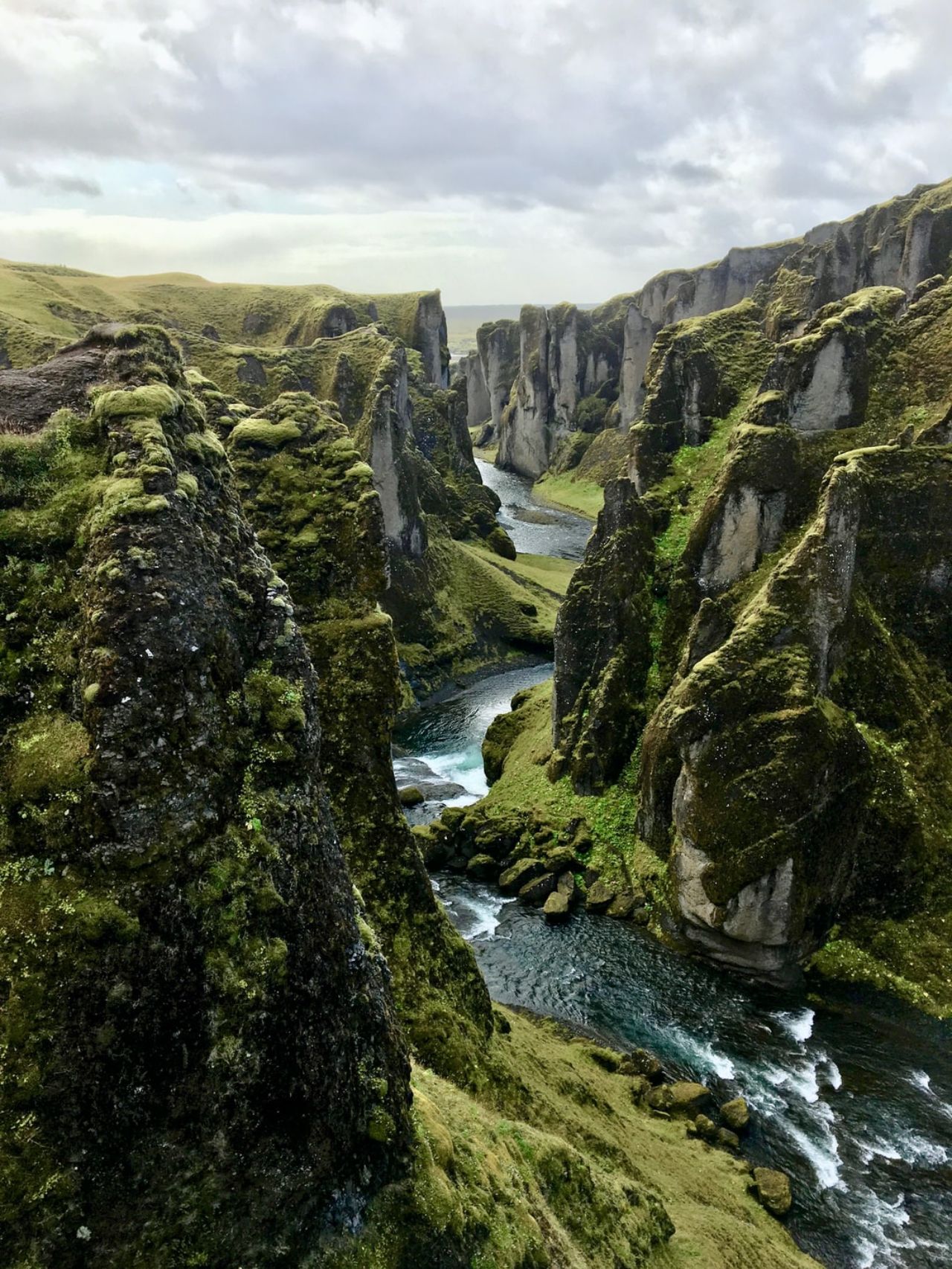 Visit the Fjaðrárgljúfur Canyon
