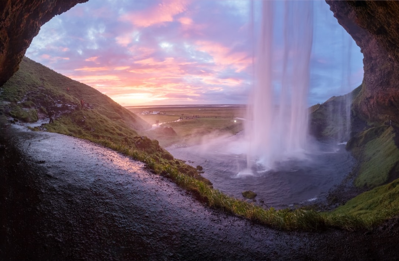Seljalandsfoss and Gljufrafoss waterfalls