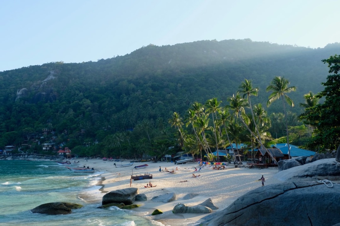 Visit Haad Yuan beach