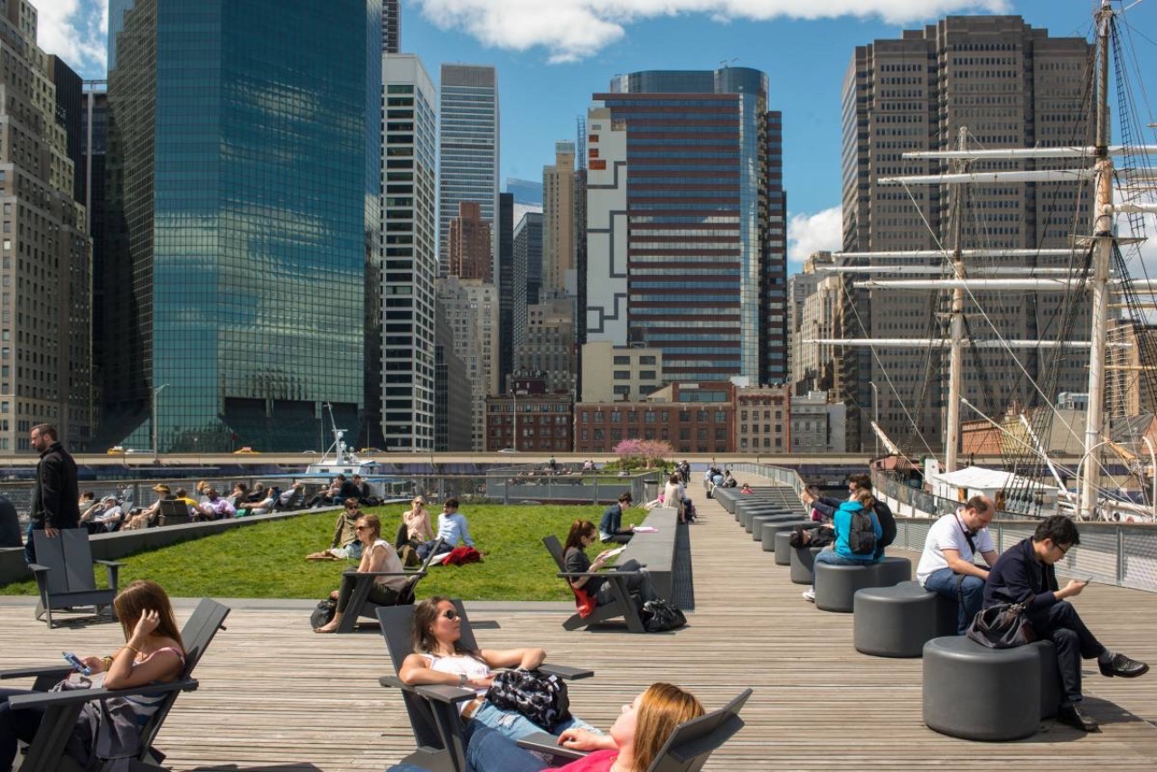 Brooklyn Bridge & South Street Seaport