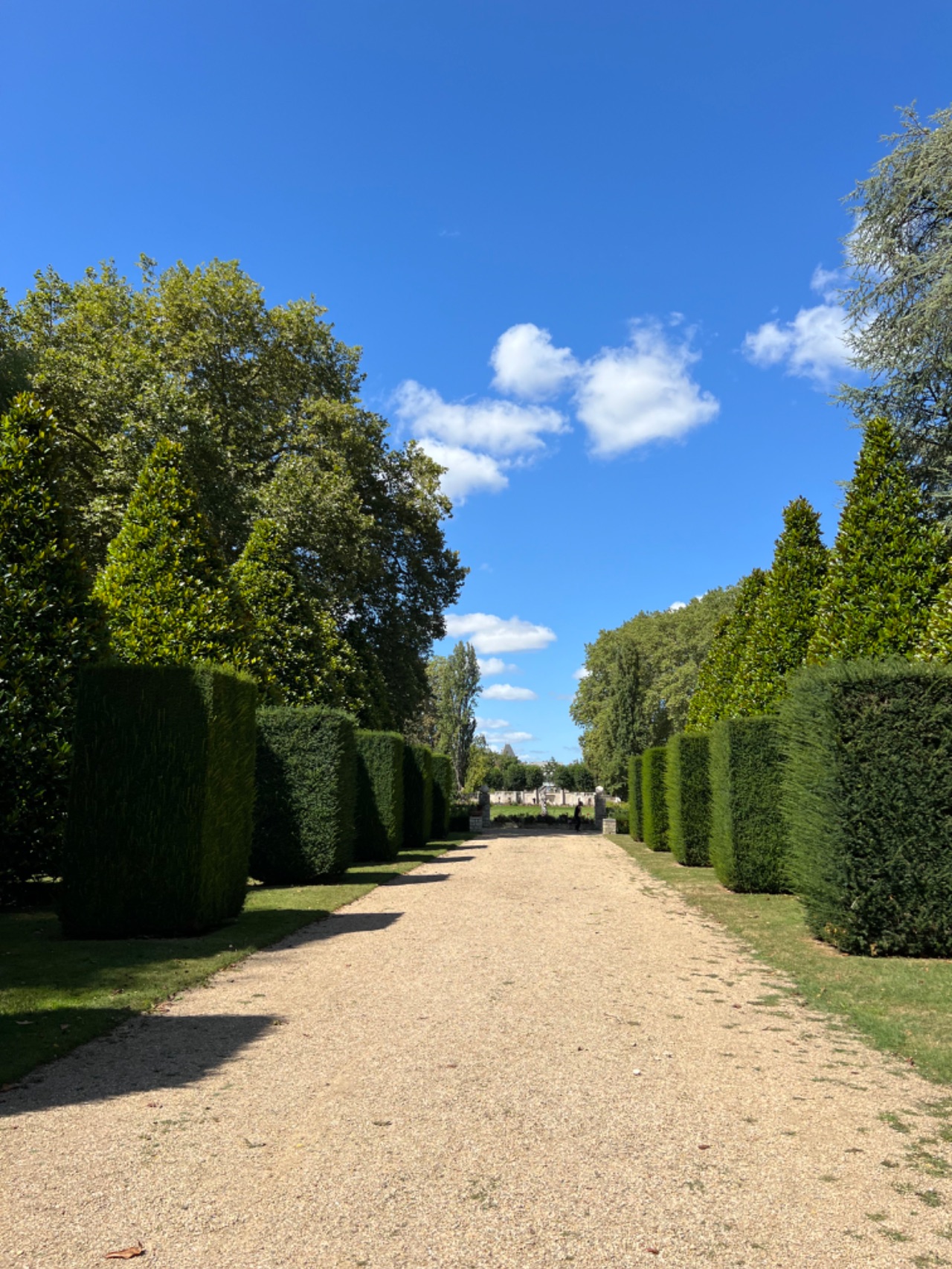 Visit Jardin des Prés Fichaux