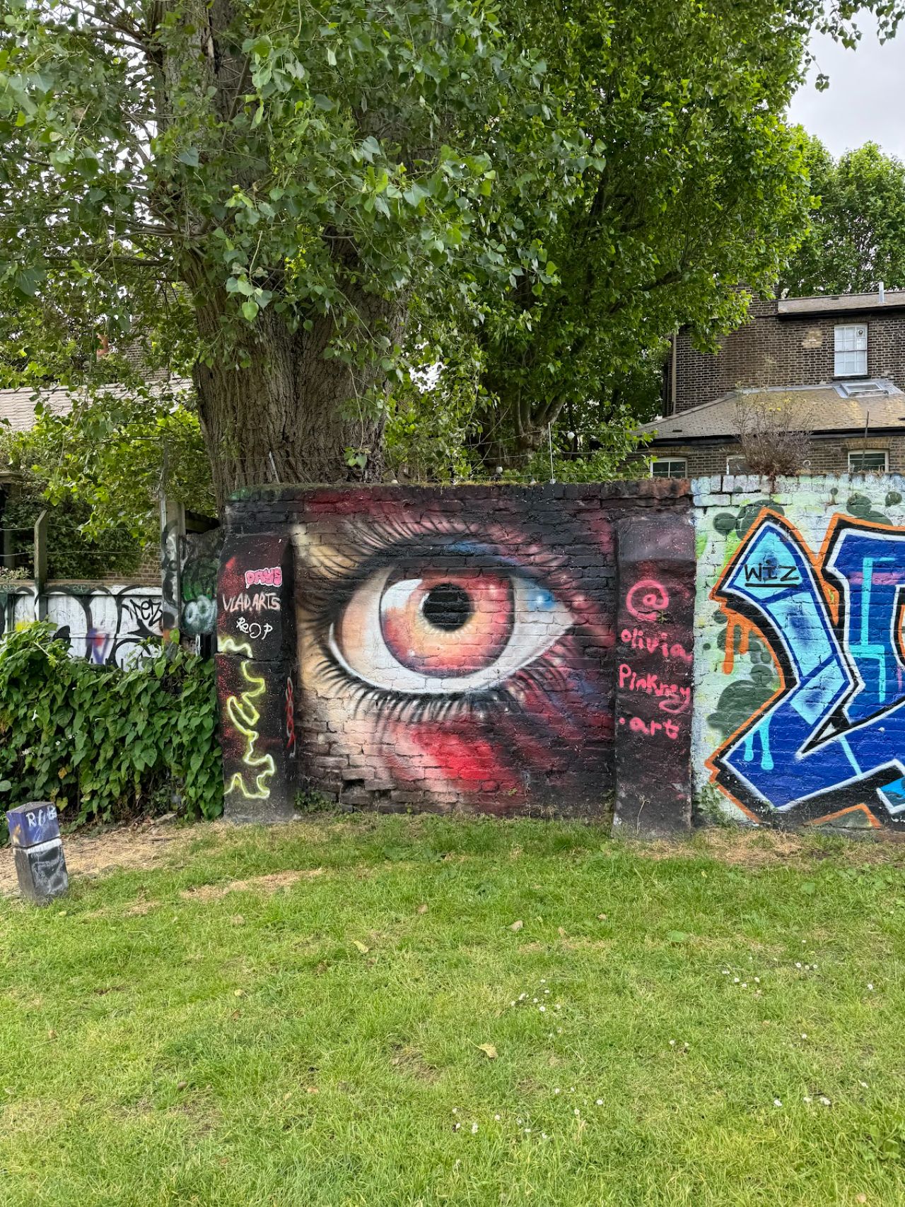 Street art & street food
