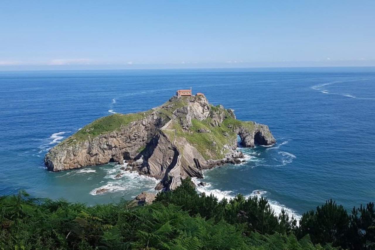 Visit San Juan de Gaztelugatxe