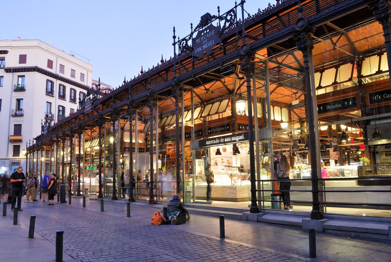 Visit a food market