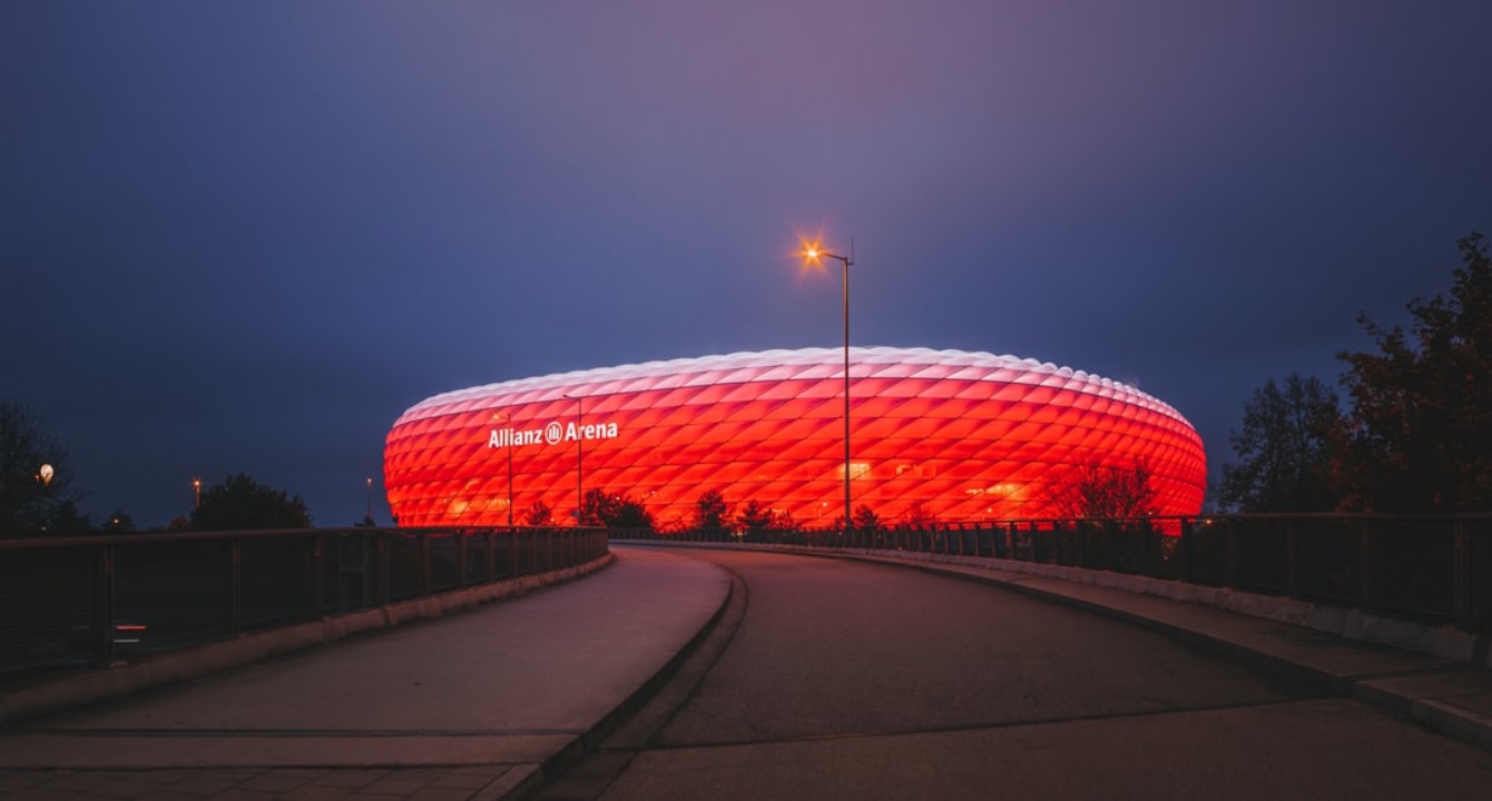 Watch FC Bayern München game
