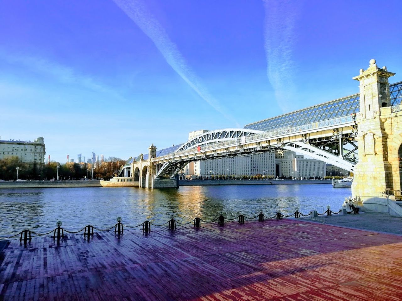 Gorky park walk around 