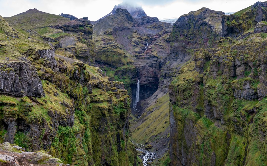Hiken naar Múlagljúfur Canyon, een verborgen parel in het zuiden van IJsland