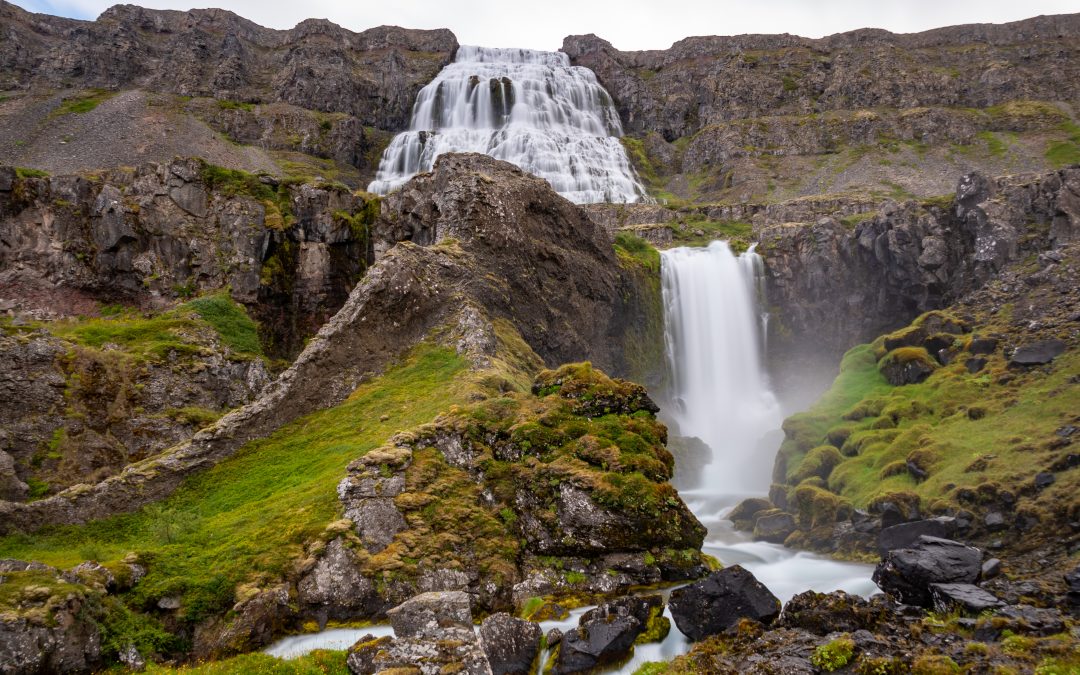 Dynjandi waterval in de Westfjorden van IJsland bezoeken