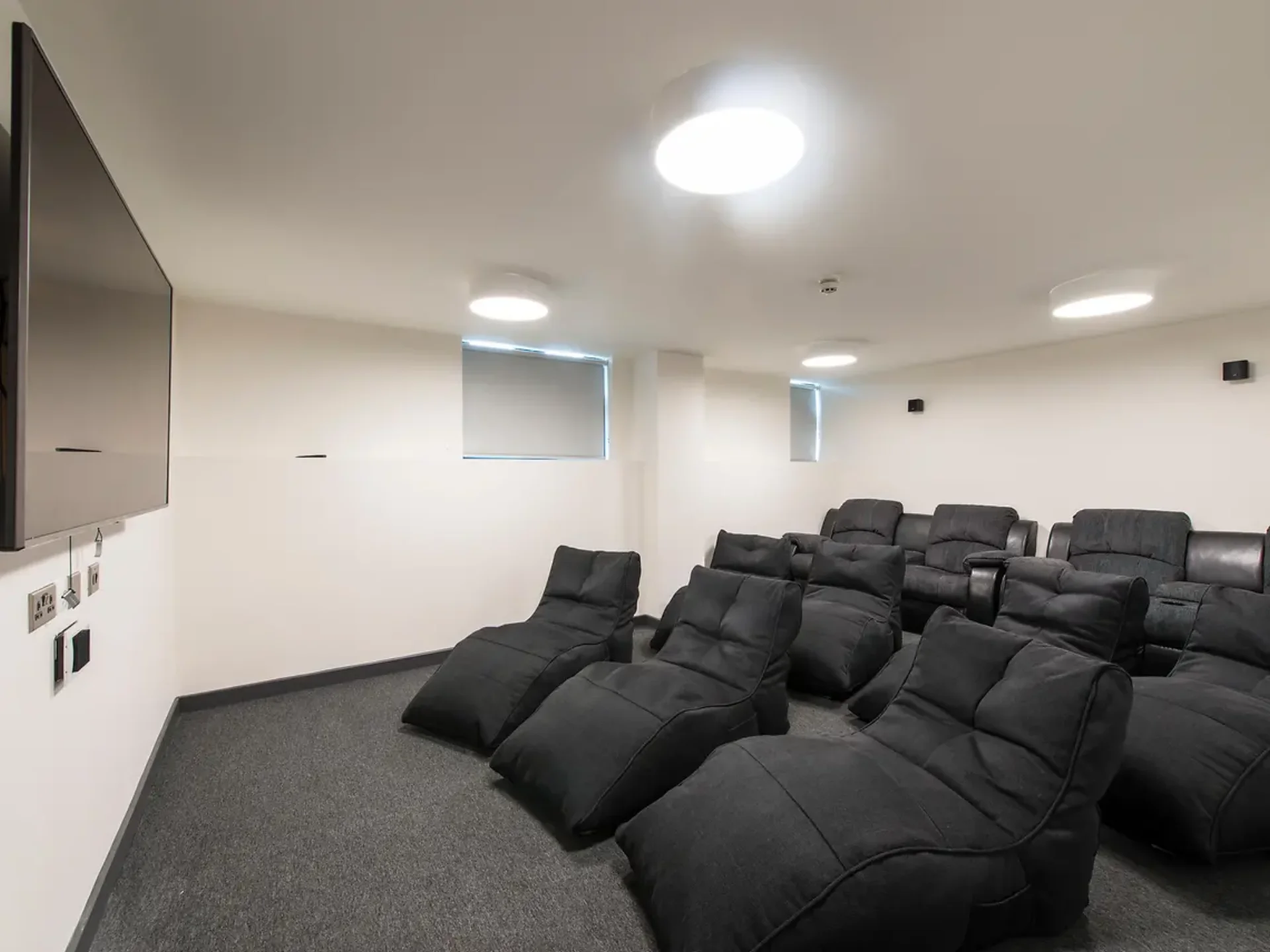 Gallery 392361
