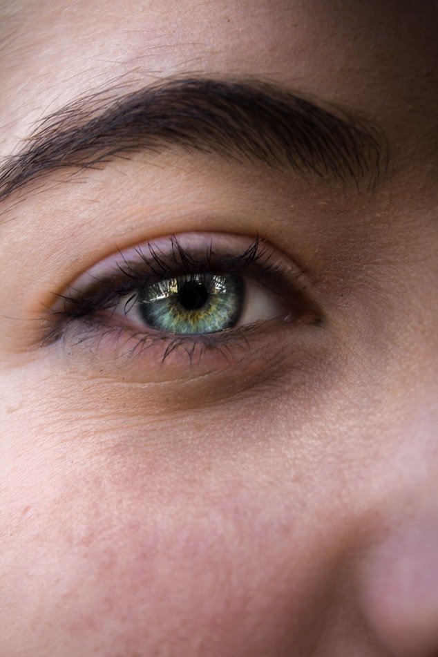 greeneyecloseup.jpeg