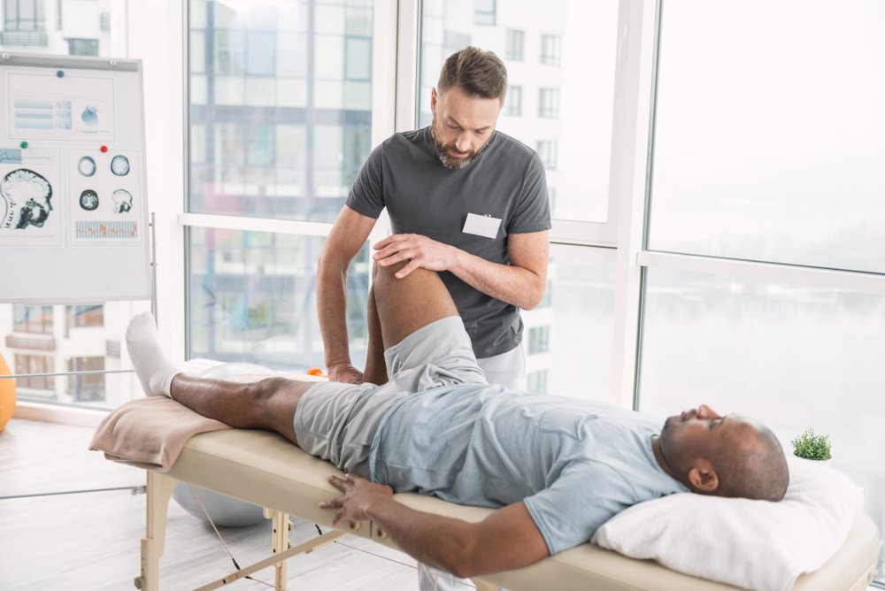 Benefits of a Physical Therapist for Sports Injury Recovery