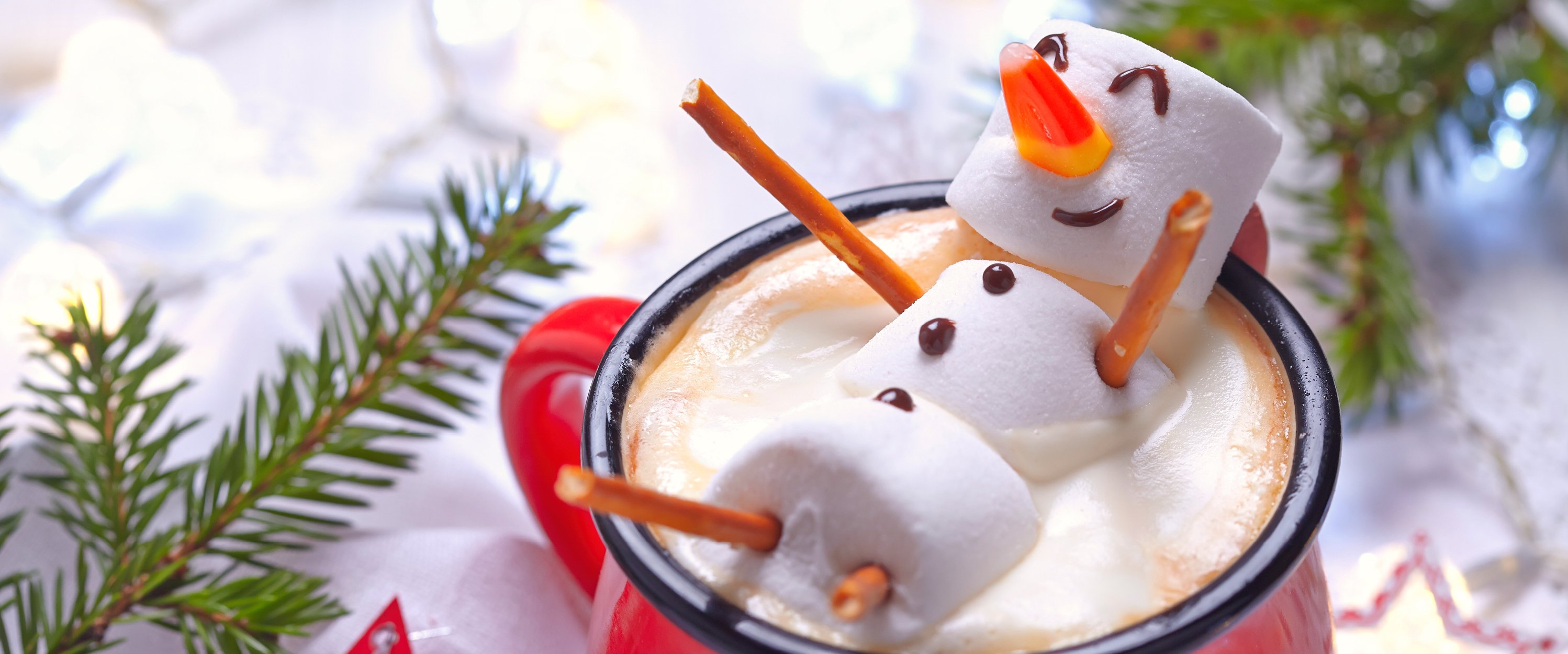 Sweet treats and dental care, tips for cavity-free holidays