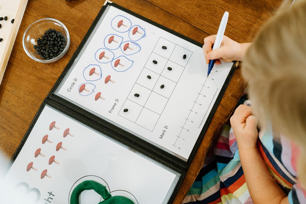 Hands on Math Teaching Kids