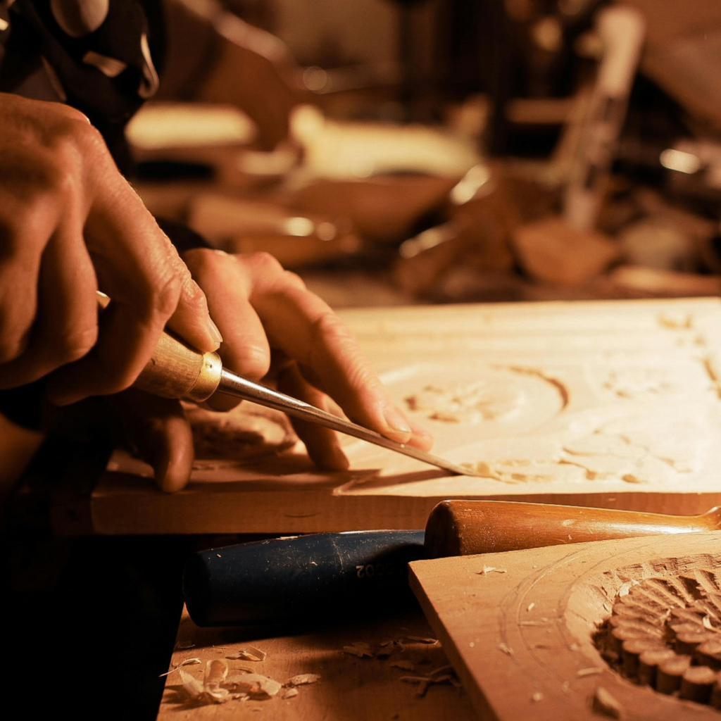 best handcrafts for kids and tips to teach them