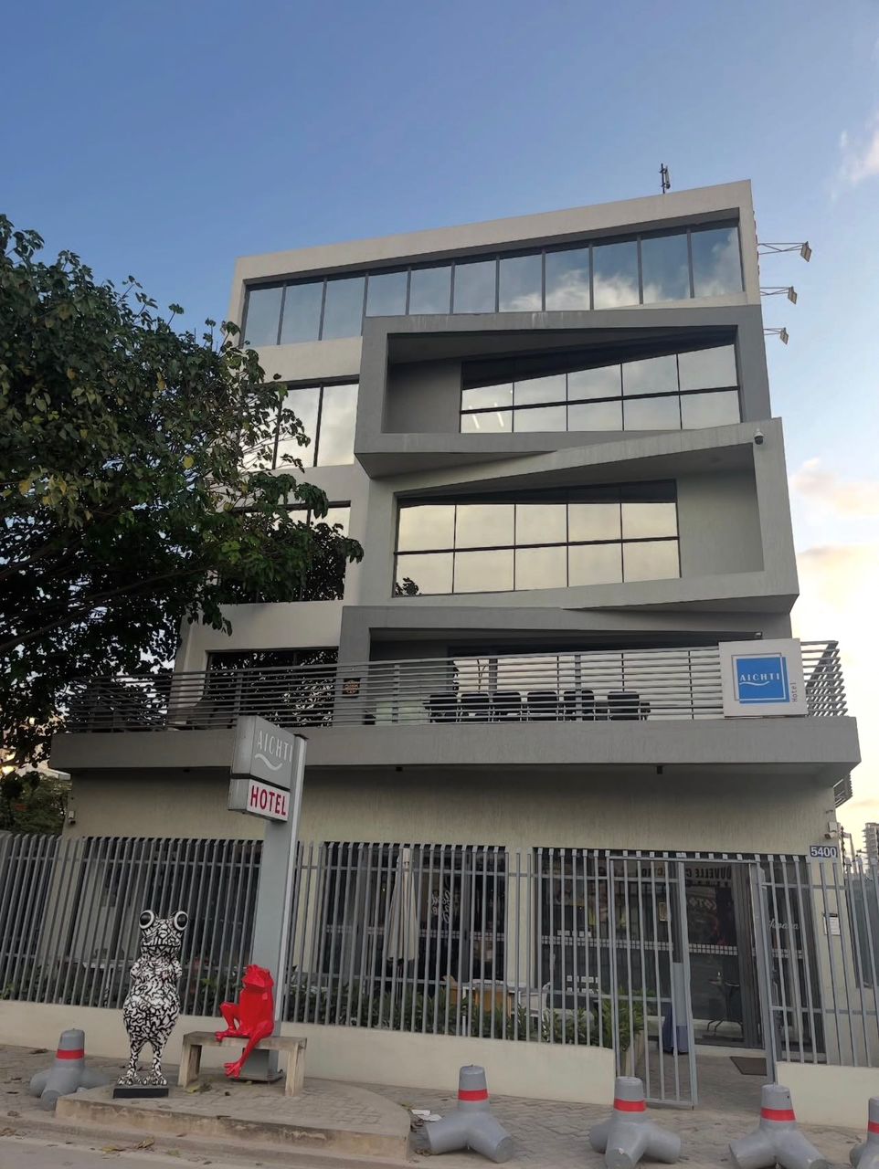 AICHTI HÔTEL