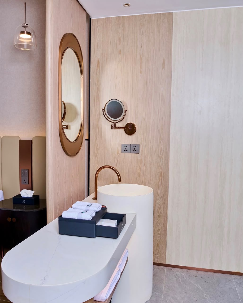 Suite – 2