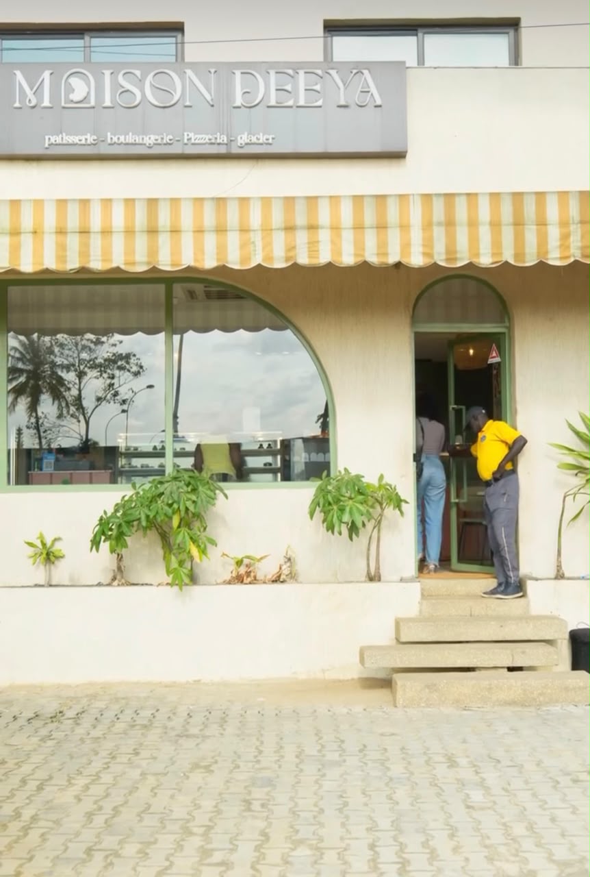 Maison Deeya