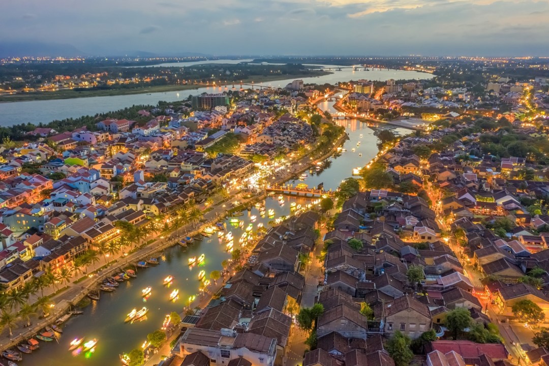 Việt Nam tiếp tục là điểm đến hấp dẫn khách quốc tế.