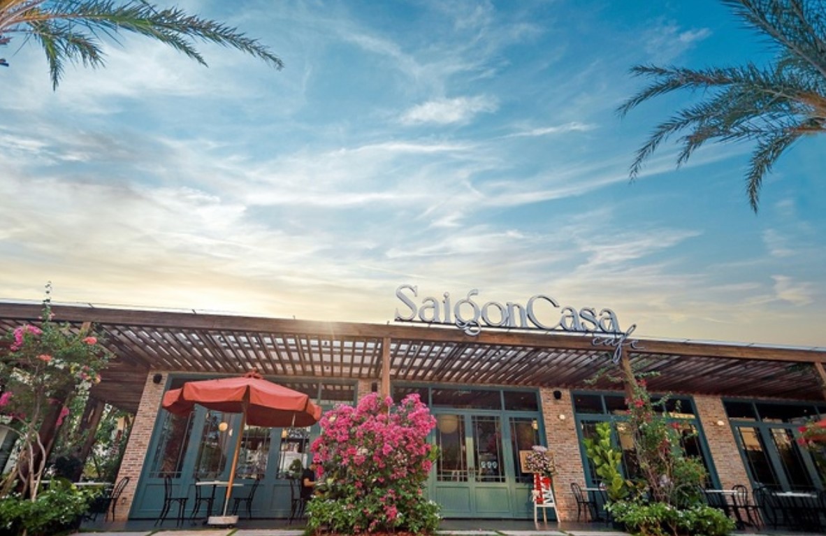 Saigon Casa Café dần trở thành điểm check-in quen thuộc của cư dân và du khách.