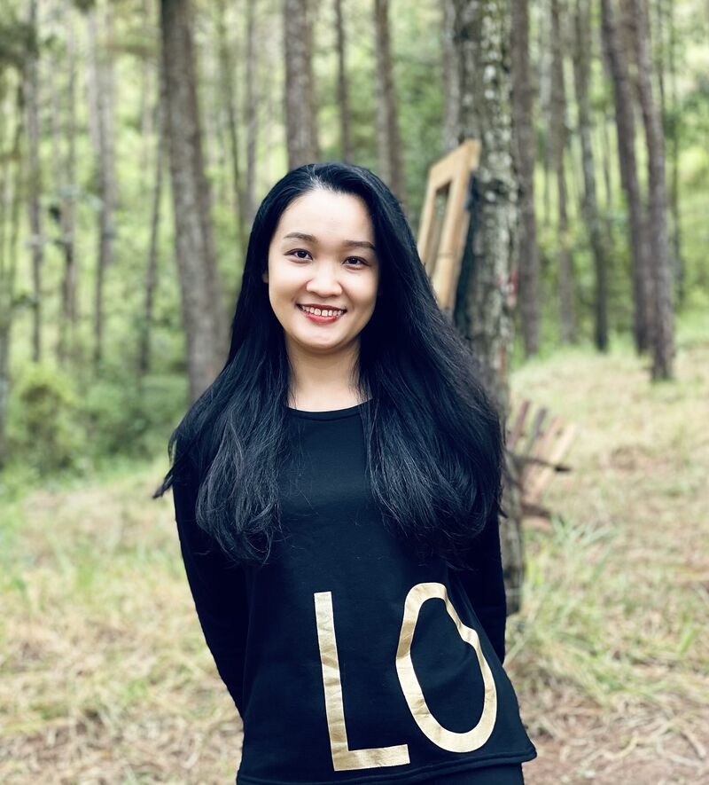 Chị Thy Nguyễn -một nhà văn và người kể chuyện trên LinkedIn- chia sẻ câu chuyện chạnh lòng của bản thân trong công việc khi là một mẹ bỉm.