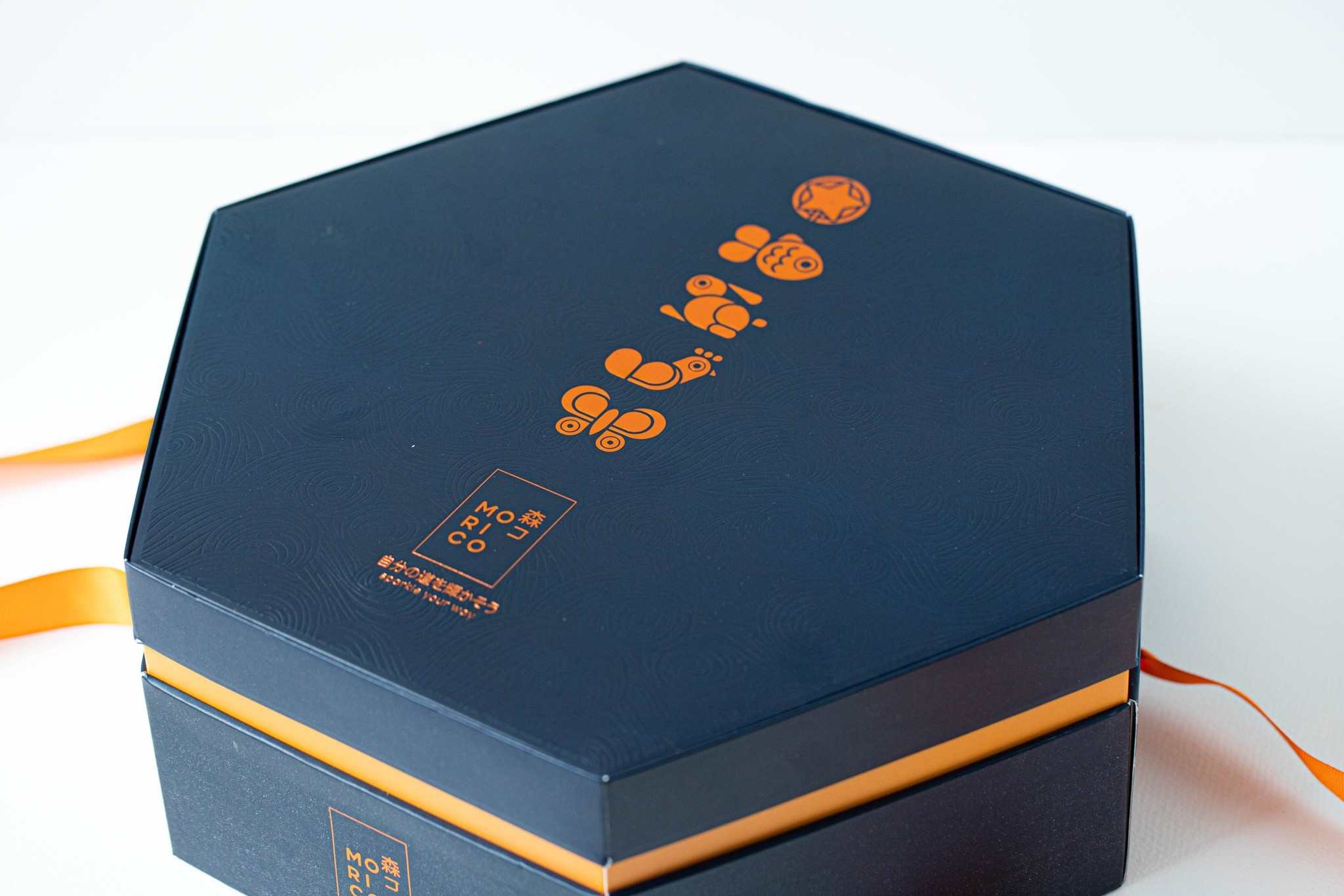 Set quà tự lựa chọn theo sở thích Exclusive Gift Set.