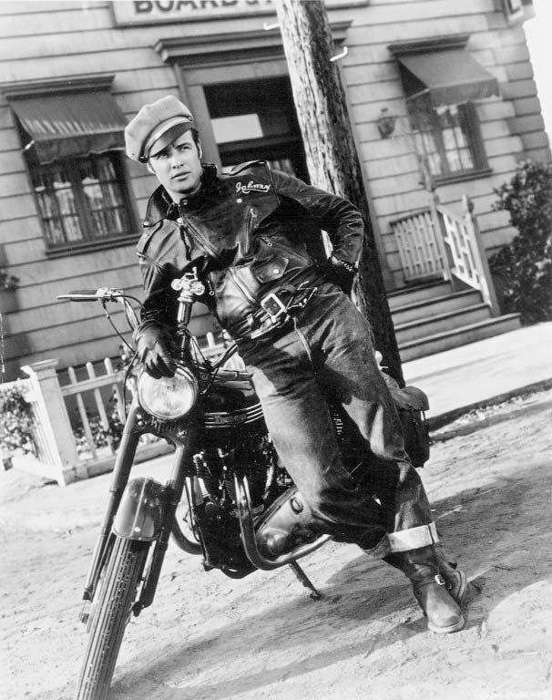 The wild one (1953) – bộ phim đã làm nên huyền thoại Marlon Brando.