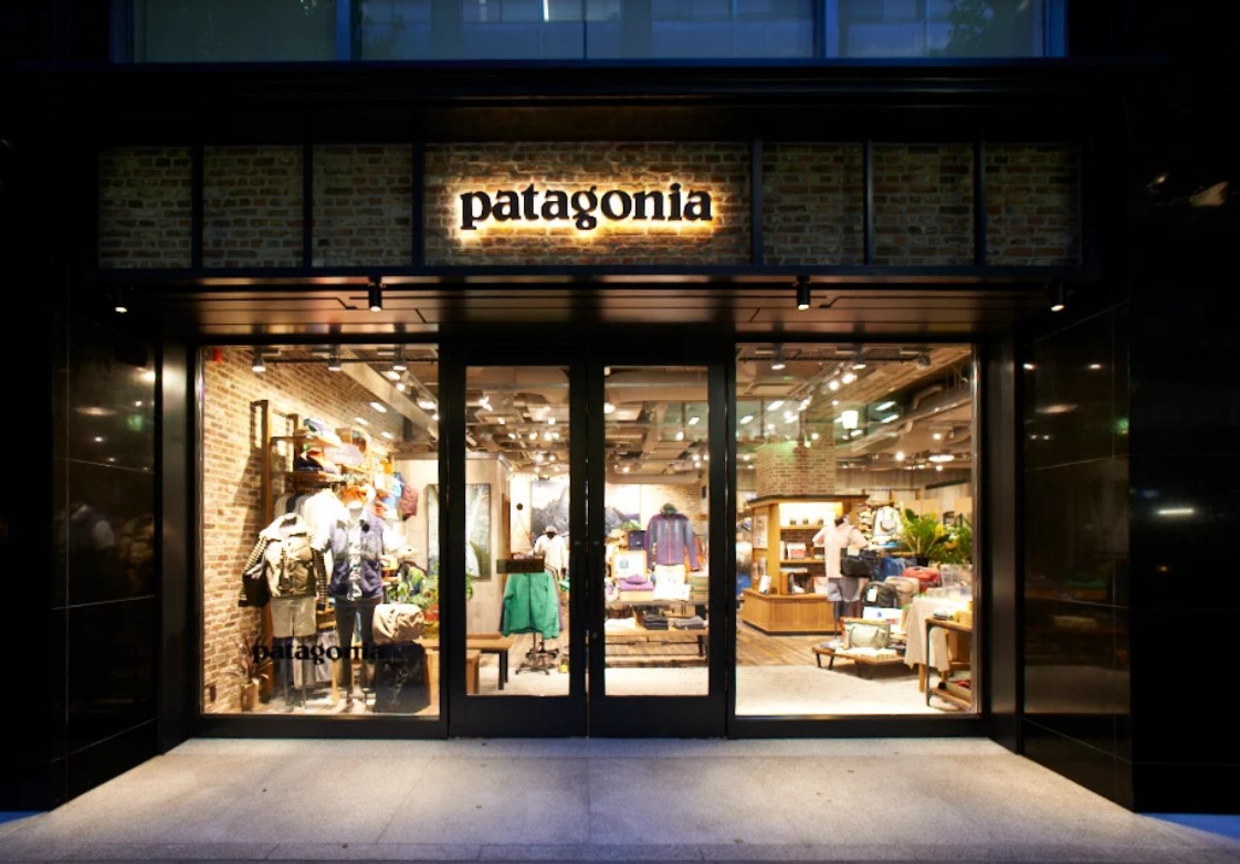 Lượng tiêu thụ quần áo mới của Patagonia còn tăng 16% sau chiến dịch.
