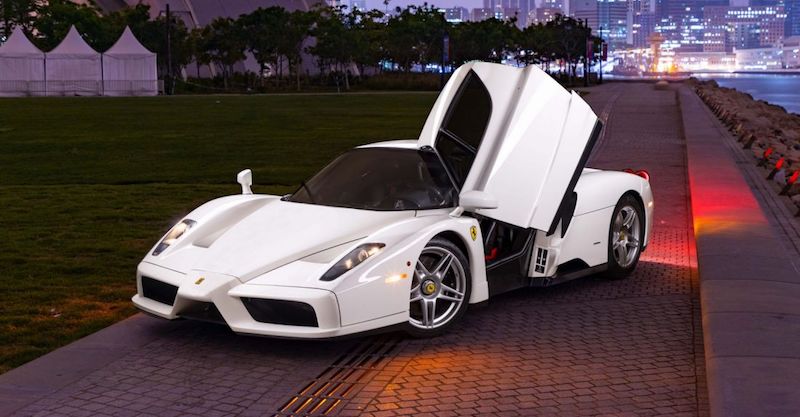 Ferrari Enzo cũ sẽ thỏa mãn những ai đam mê dòng xe xa xỉ này (Ảnh: CafeAuto).