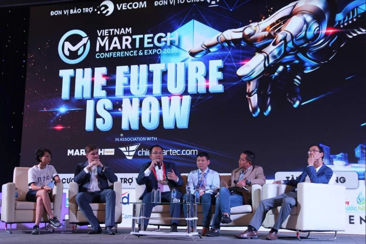 Một sự kiện của Vietnam MarTech diễn ra năm 2019 về ứng dụng công Nghệ Marketing vào phát triển và tăng trưởng kinh doanh đã diễn ra thành công tốt đẹp với hơn 1500 người tham gia.