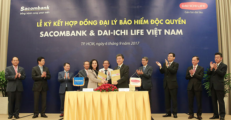 Ngày 06/09/2017, tại TP.HCM, Sacombank và Công ty Bảo hiểm Nhân thọ Dai-ichi Việt Nam (Dai–ichi Life Việt Nam) đã ký kết hợp đồng đại lý bảo hiểm độc quyền với thời hạn 20 năm.