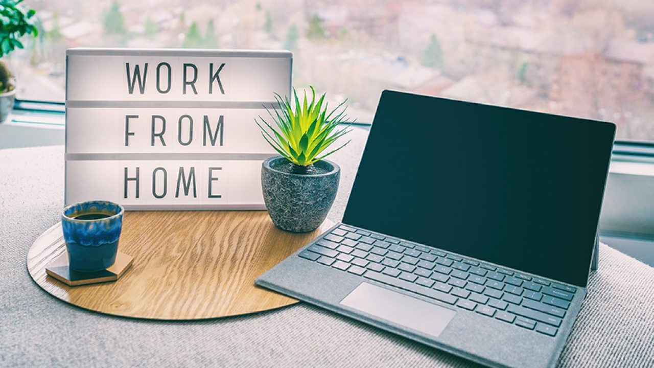 Nhu cầu sử dụng thiết bị công nghệ tăng cao vì hầu hết mọi người đều phải "Work from home".