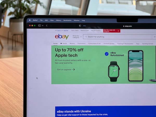 Nền tảng Ebay là một Website đấu giá trực tuyến, nơi các tổ chức, cá nhân ở khắp nơi trên thế giới có thể mua hoặc bán hàng hóa và dịch vụ (Ảnh: Unsplash). Nền tảng Ebay là một Website đấu giá trực tuyến, nơi các tổ chức, cá nhân ở khắp nơi trên thế giới có thể mua hoặc bán hàng hóa và dịch vụ (Ảnh: Unsplash).