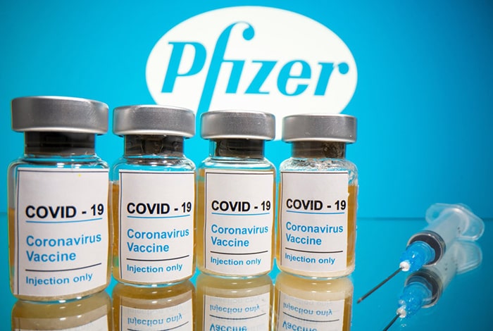 Vaccine pfizer.