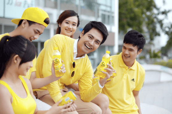 Nhãn hàng C.C.Lemon, nước giải khát nhiều Vitamin C - sản phẩm mới của Suntory PepsiCo Việt Nam.