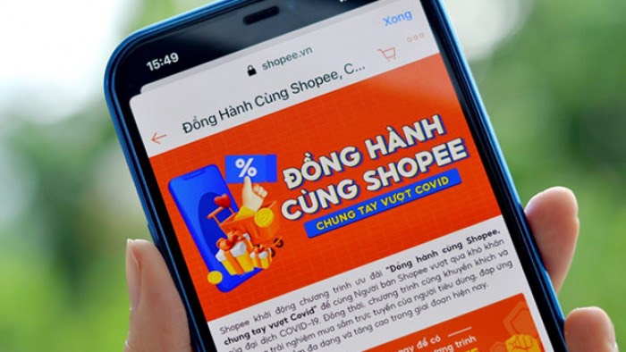 "Đồng hành cùng Shopee, chung tay vượt Covid" là chương trình để Shopee có cơ hội đồng hành cùng Người bán vượt qua khó khăn của đại dịch COVID-19.