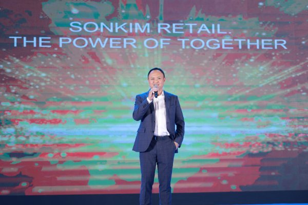 Ba chiến lược giúp Sơn Kim Retail giành giải thưởng “Thương Hiệu Bán Lẻ Tốt Nhất Việt Nam 2020”