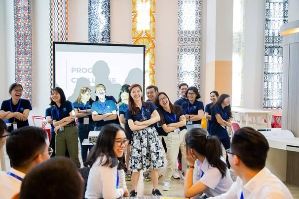 Lead The Change 2019 Exchange Trip in Thailand – tại Bangchak Initative and Inovation Center.