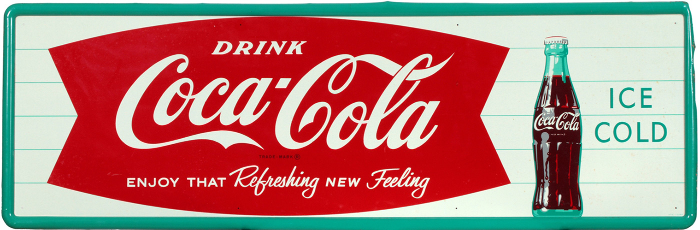 Trong suốt hai năm đầu tiên, Coca-Cola luôn tập trung vào quảng cáo.