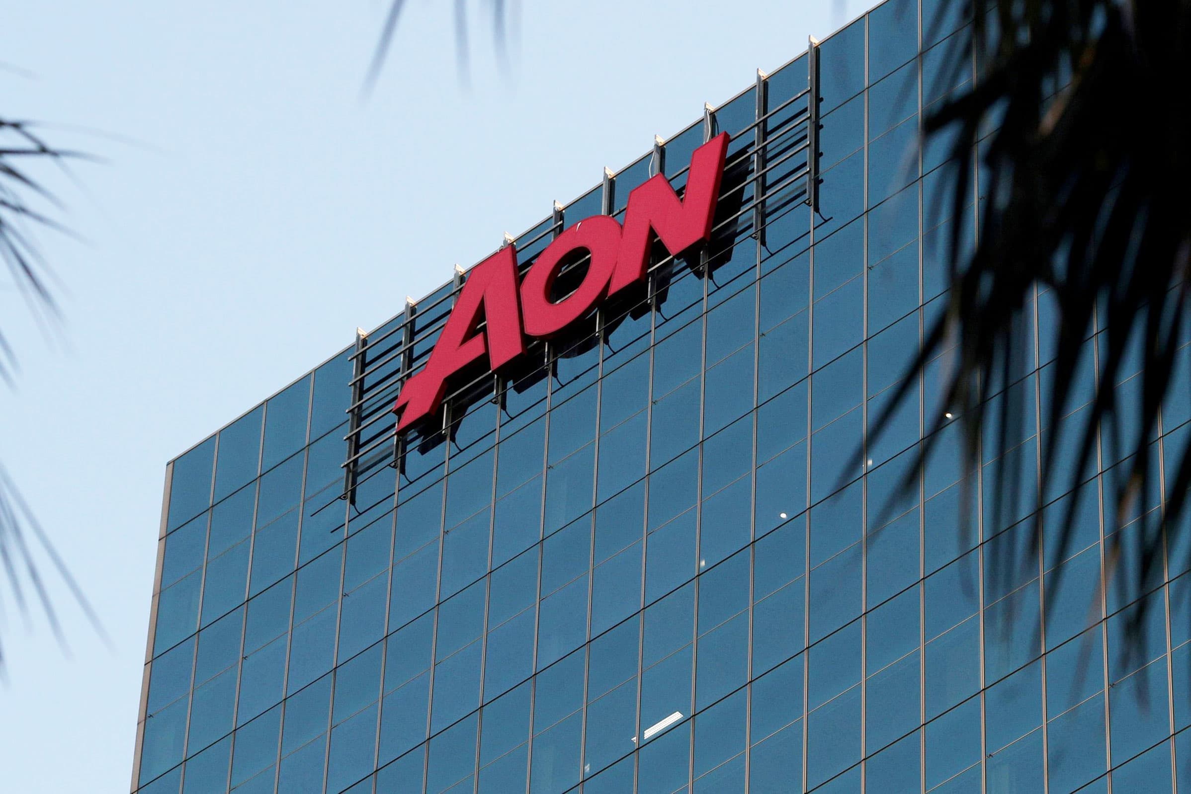 Aon được thành lập vào năm 1982 khi Tập đoàn Bảo hiểm Ryan hợp nhất với Công ty Bảo hiểm Liên hợp của Mỹ. Năm 1987, công ty đó được đổi tên thành Aon.