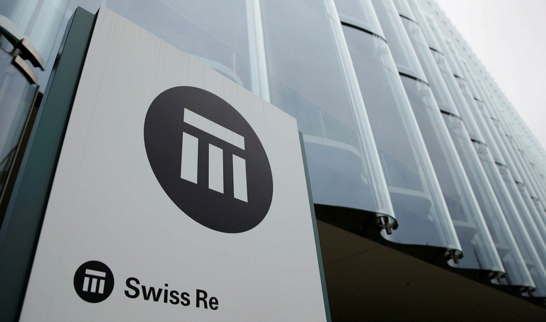 Swiss Re, gã khổng lồ về bảo hiểm của Thụy Sĩ, dự báo về sự sụt giảm 18% GDP vào năm 2050 nếu biến đổi khí hậu không được giải quyết.