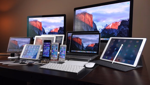 Các dòng sản phẩm của Apple đều có ký tự "i": iPad, iPhone, iMac,...
