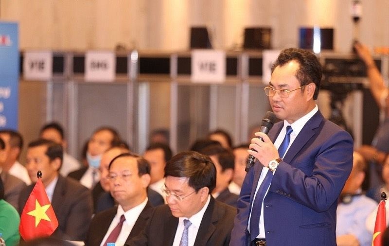 Chủ tịch UBND tỉnh Thái Nguyên Trịnh Việt Hùng tại Hội Nghị xúc tiến đầu tư tháng 6/2022 với 6 cam kết tỉnh Thái Nguyên với các nhà đầu tư.