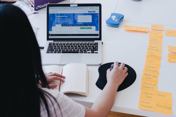 Công nghệ đã ngày càng hỗ trợ nhiều hơn cho ngành Marketing (Ảnh: Unsplash). Công nghệ đã ngày càng hỗ trợ nhiều hơn cho ngành Marketing (Ảnh: Unsplash).