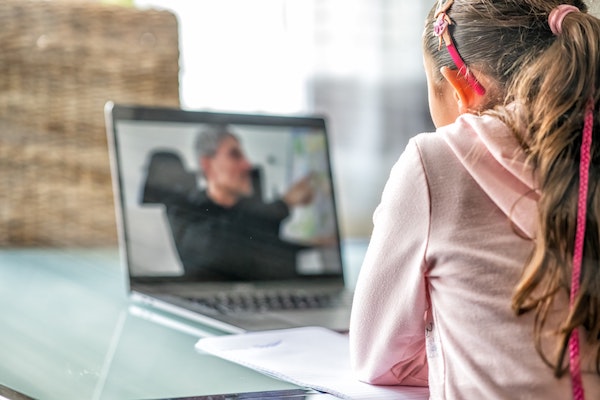 Việc học tập từ xa đã và sẽ trở nên phổ biến (Ảnh: Unsplash). Việc học tập từ xa đã và sẽ trở nên phổ biến (Ảnh: Unsplash).
