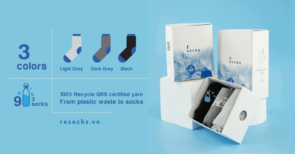 Re.socks là local brand sắp đến tuổi "thôi nôi", với sản phẩm là những đôi tất vớ làm từ sợi chai nhựa tái chế.