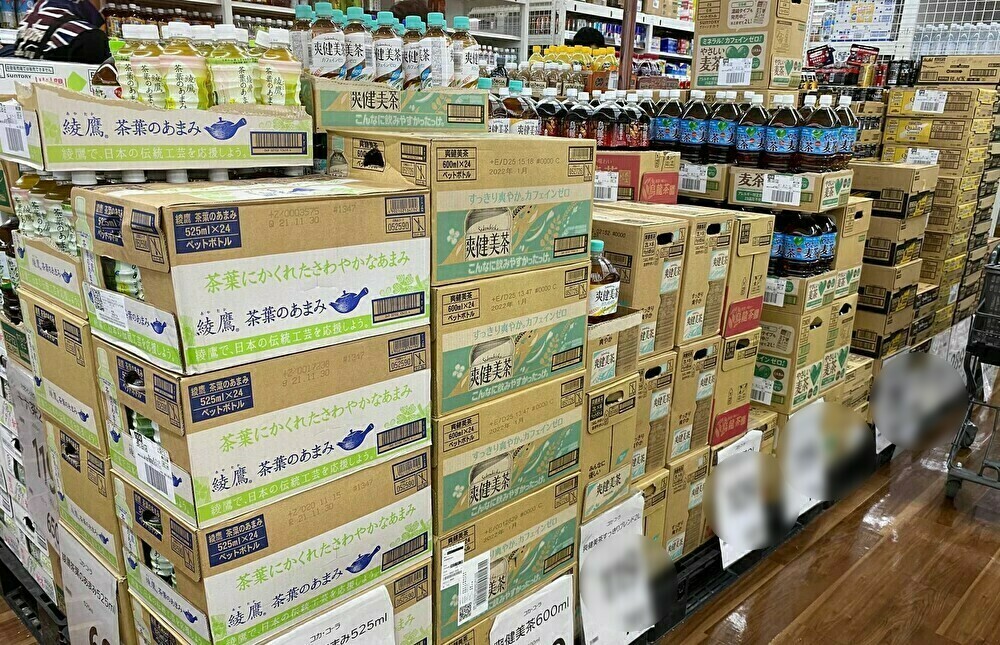 飲料はまとめ買いがお得って本当?サイズ別の価格を比較してみよう