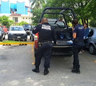 Policías de Vallarta