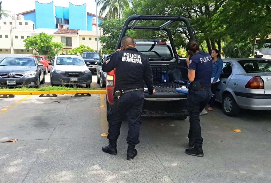 Policías de Vallarta