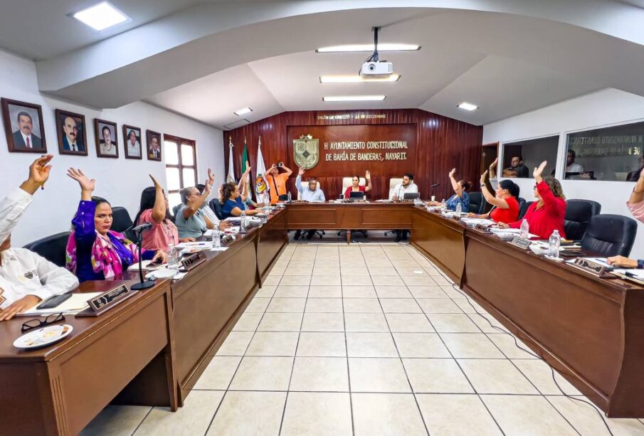 Sesión de Cabildo del Ayuntamiento de Bahía de Banderas.