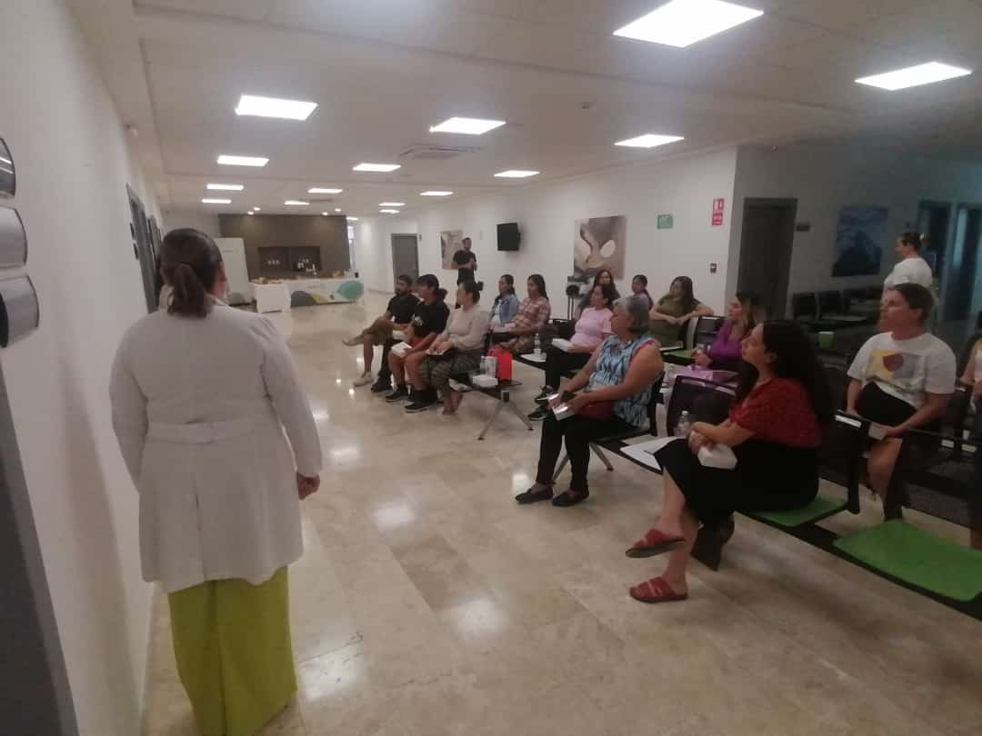 Jornada de lactancia materna en Hospital Puerto Vallarta.